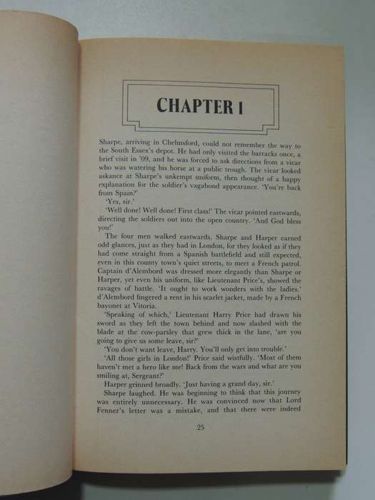 Sharpe`s Regiment - 1st Edition - Bernard Cornwell   FIRST EDITION