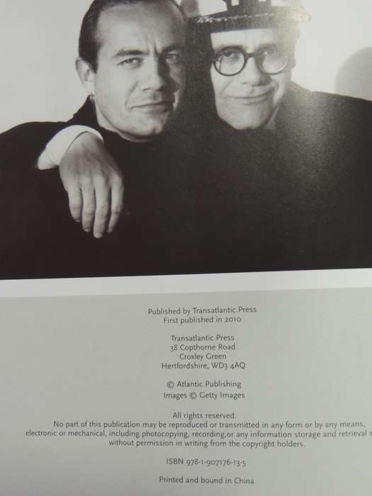 The Illustrated Biography Elton John