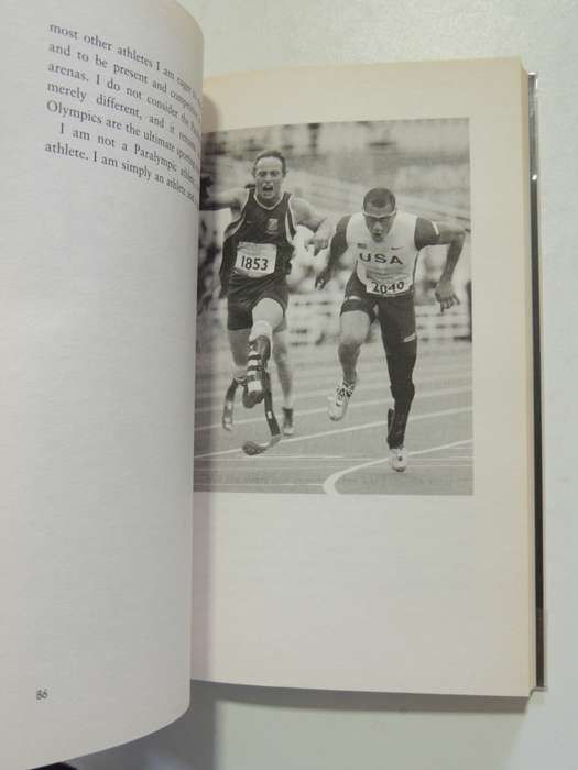 Oscar Pistorius - Blade runner - Oscar Pistorius, Translated by Rebecca Servadio-Kenan INSCRIBED