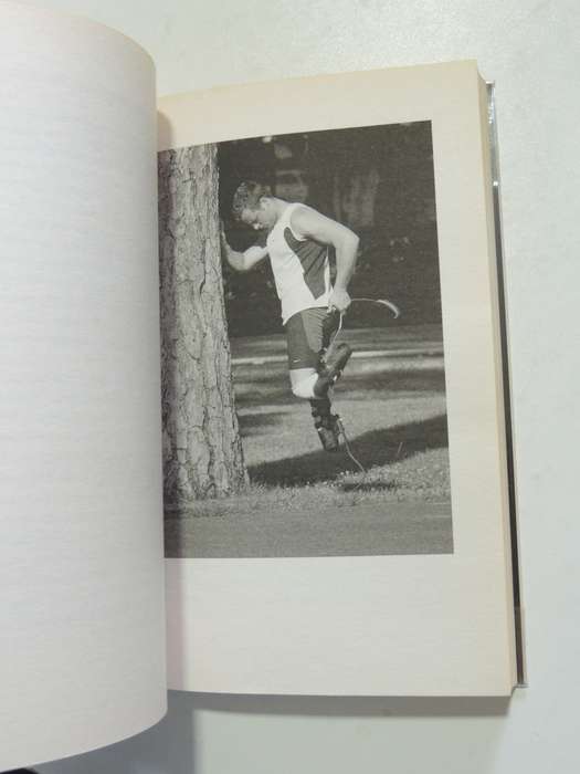 Oscar Pistorius - Blade runner - Oscar Pistorius, Translated by Rebecca Servadio-Kenan INSCRIBED