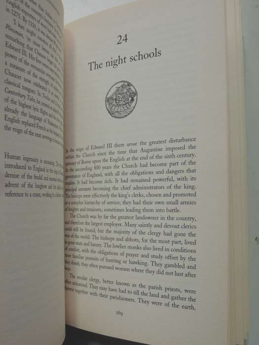 Foundation - The History Of England Vol 1 - Peter Ackroyd