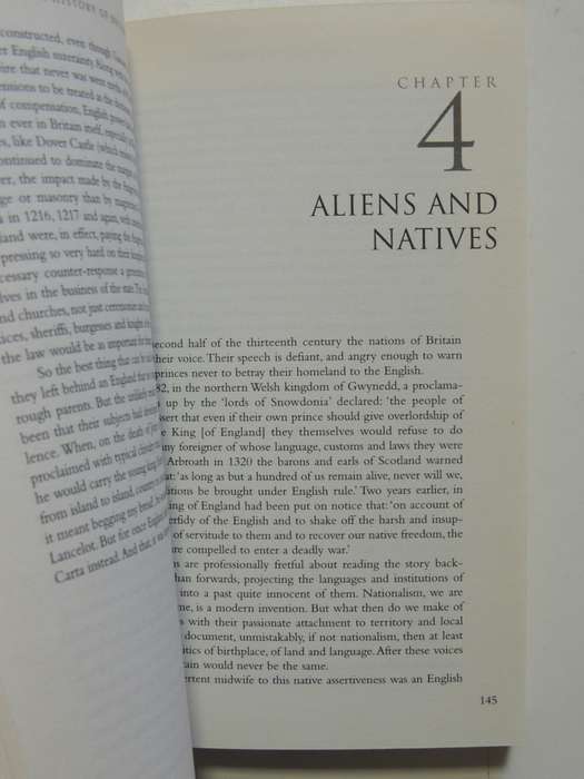 A History Of Britain 1 - 3000BC - AD 1603 At The Edge Of The World - Simon Schama