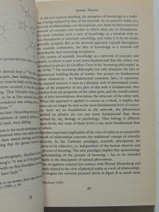 The Web of Life, A New Synthesis of Mind & Matter - Fritjof Capra