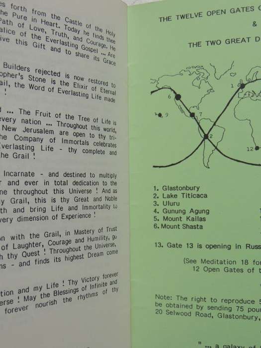 The Book Of The Holy Grail - 23 Meditations On Everlasting - Robert Croon