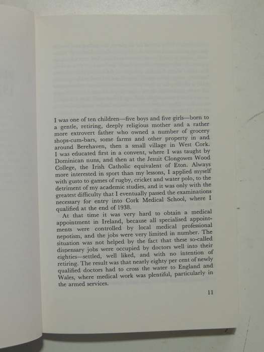A Doctor`s War - Aidan MacCarthy