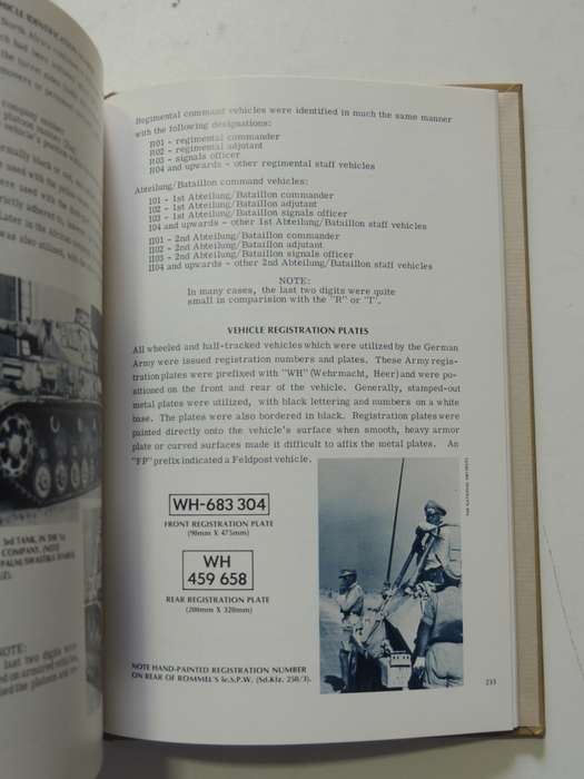Uniforms, Organization And History Of The Afrikakorps - Roger James Bender, Richard D Law
