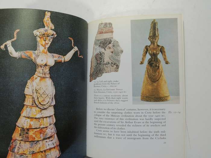 Costume & Fashion - A Concise History - James Laver