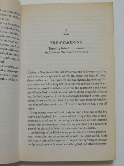 Heaven and Earth , Making the Psychic Connection - James van Praagh