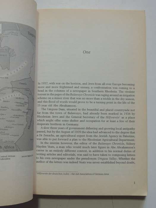 The Moon Can Wait - A Biography Of The Hon A.E. Abrahamson - Paul Clingman