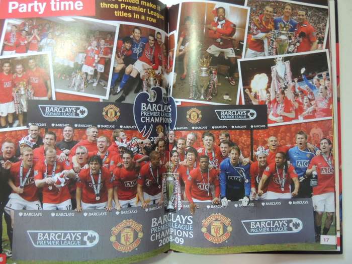 The Official Manchester United Annual 2010