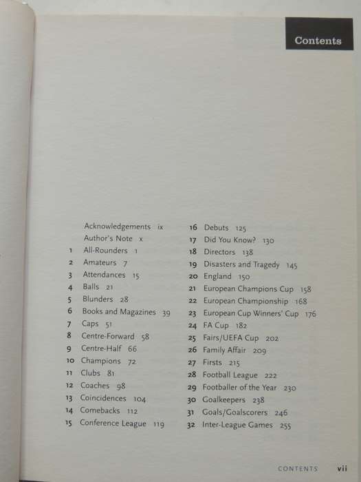 End to End Stuff The Essential Football Book - Les Scott