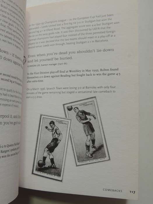 End to End Stuff The Essential Football Book - Les Scott