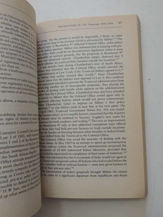 Gandhi - The South African Experience - Maureen Swan