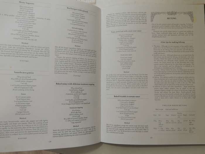 All Colour South African Cookbook - Sannie Smit   FIRST EDITION