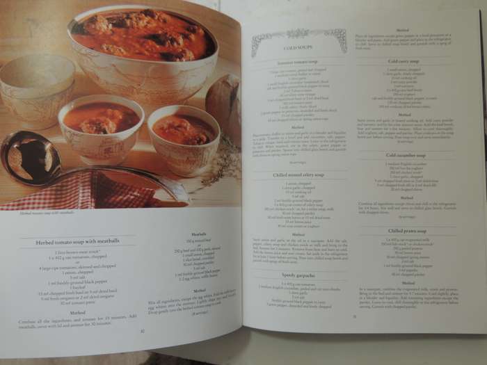 All Colour South African Cookbook - Sannie Smit   FIRST EDITION