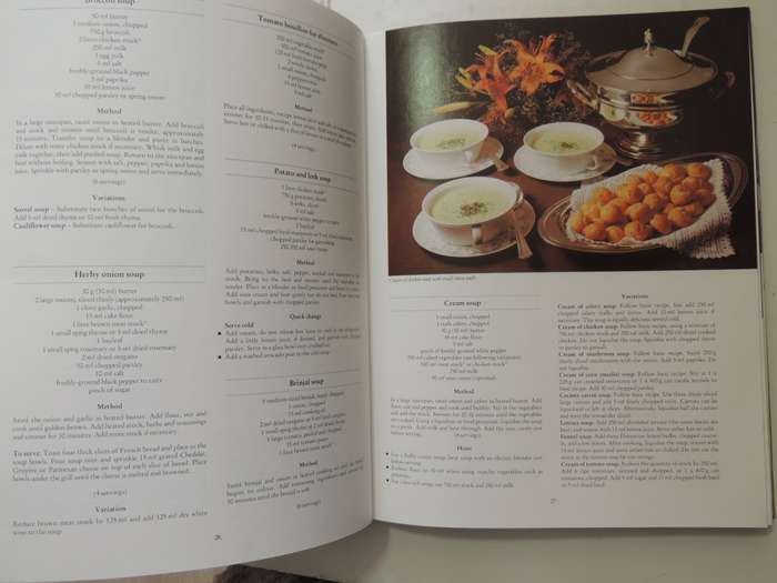 All Colour South African Cookbook - Sannie Smit   FIRST EDITION