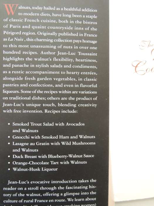 The Walnut Cookbook- Jean-Luc Toussaint, Betsy Draine, M Hinden