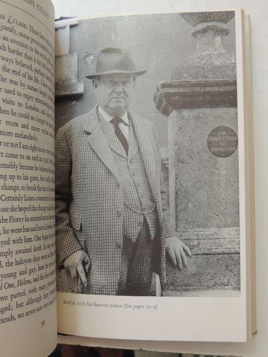 Evelyn Waugh, Portrait of a Country Neighbour by Frances Donaldson