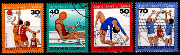 GERMANY 1976, 6 April. YOUTH HOSTEL - SPORTS, set, UH, CV+/- R 55.00 view scans