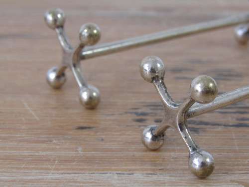 Set of two matching silverplated Knife rests, 8cm