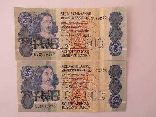 Lot of 2 South African R2 bank notes, Gerhard de Kock. With consecutive numbers, uncirculated