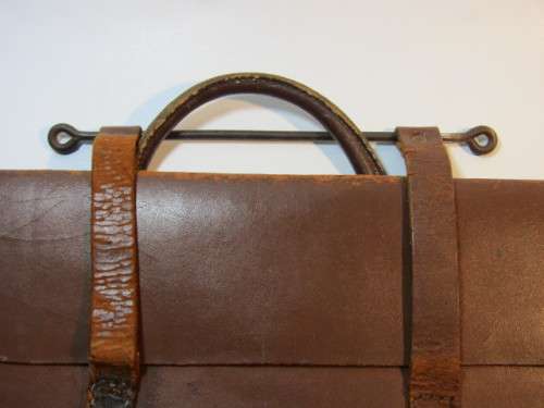 Antique Leather sheet music Satchel in very good condition, 38cm x 29cm