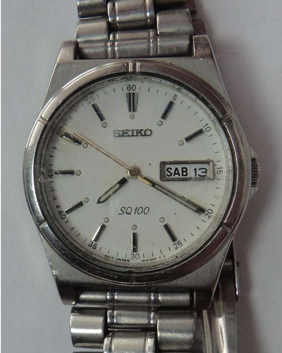 1990 Seiko Quartz Men`s Watch - 5Q100 - (Stainless Steel)