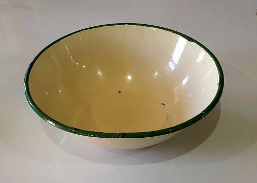 Enamel bowl as per photo