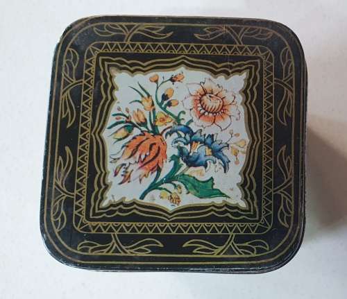 Vintage tin as per photos