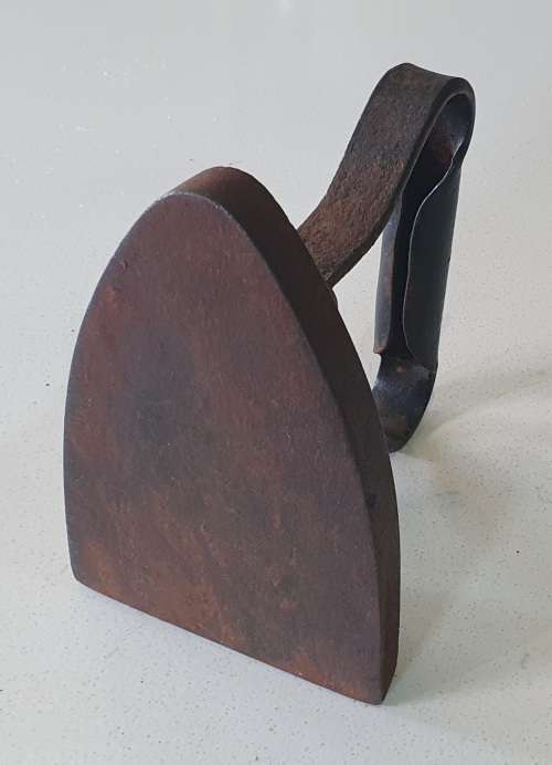 Vintage cast iron, coal stove clothing Sad Iron as per photo