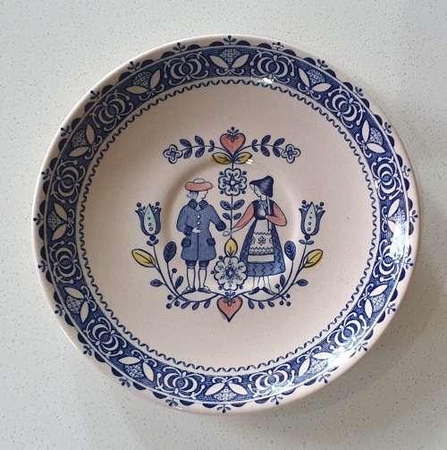 Johnson Brothers - Hearts and Flowers - saucer, as per photo