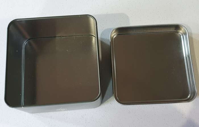FOSSIL modern vintage tin as per photos