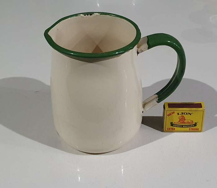 Vintage medium Enamel jug as per photo