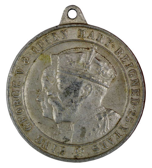 1935 King George V & Queen Mary 25 Years Reigned `Silver` Jubilee Medal, Aluminum metal