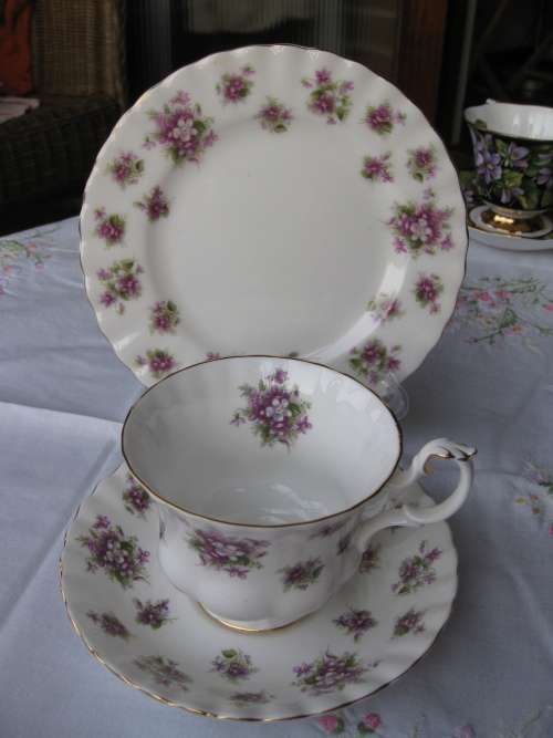 Royal Albert Sweet Violets Tea Trio
