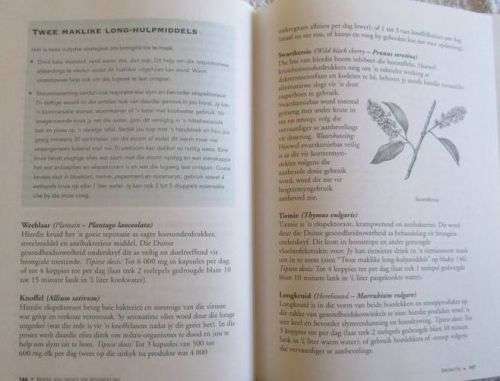 Kruie in die Apteek - Linda B. White en Steven Foster oorsig deur Dr Ian Banks