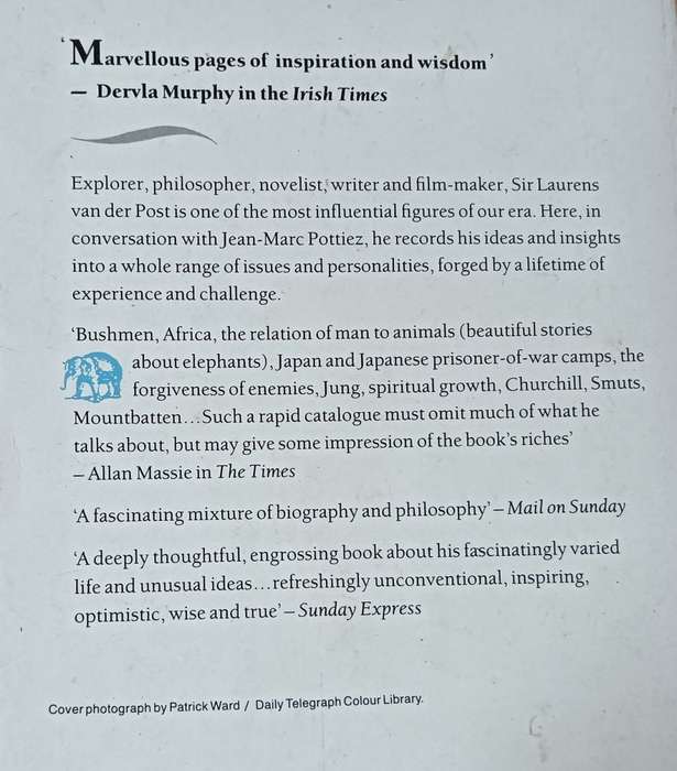 A Walk with a White Bushman - Laurens van der Post - Softcover - 326 pages