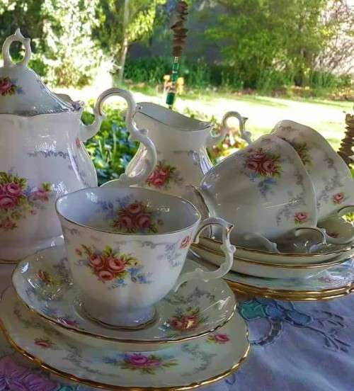 royal albert TRANQUILITY