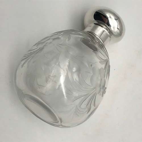 Sterling Silver & Crystal Antique Scent Bottle (1915)