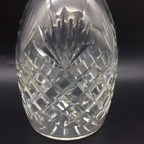 Good Quality Cut-Crystal Decanter
