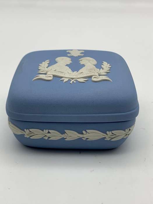 Blue `Wedgwood` Jasperware Box (Royal Wedding)