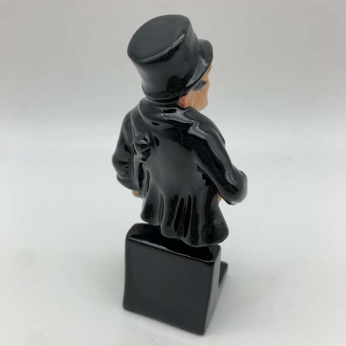 R/Doulton `Bill Sykes` Dickens Figurine