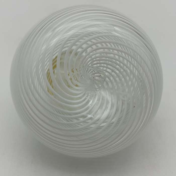 Vintage Murano `Apple` Art Glass Paperweight/Ornament