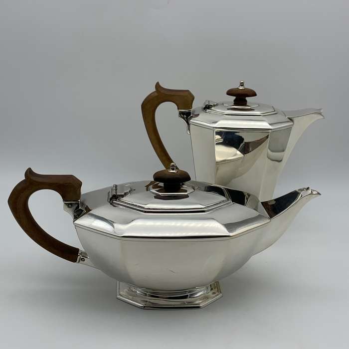 Lovely Quality `Art Deco` Tea & Coffee Pot Pair