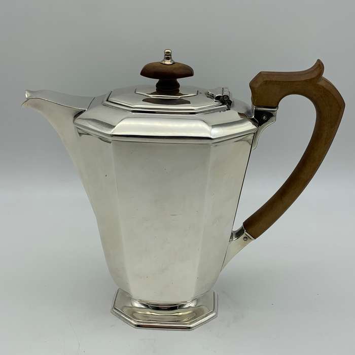 Lovely Quality `Art Deco` Tea & Coffee Pot Pair