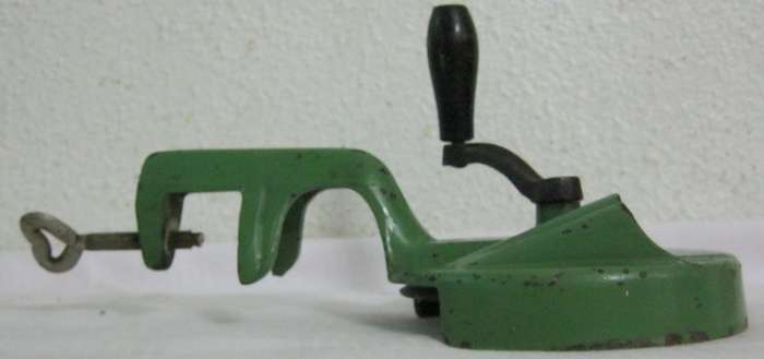 OLD DEVE BEAN SLICER