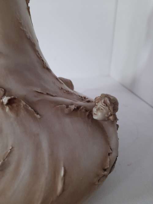 PORCELAIN VASE