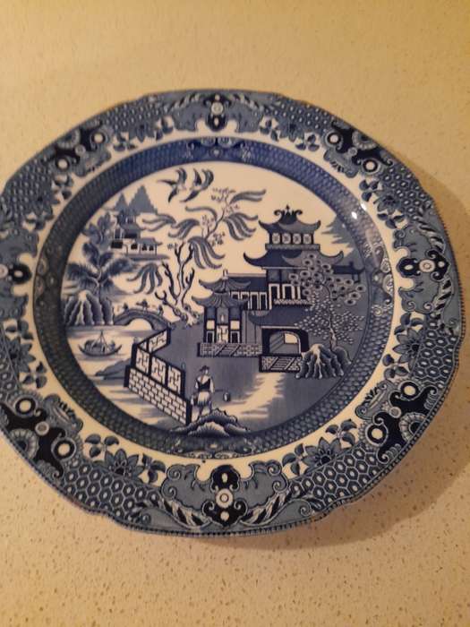 PORCELAIN CROCKERY