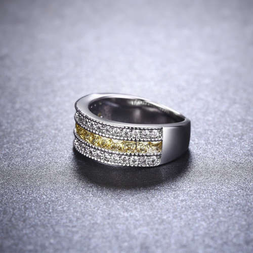 S925 Stamped Yellow Ring With Simulated Diamonds Size 7 US