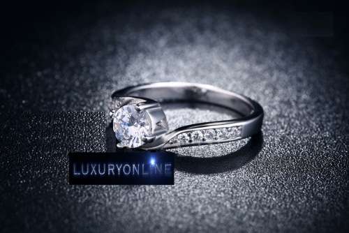 AMAZING! Ring With 11 1,75 Carrot Hand Crafted Simulated Diamonds Size 6; 9 US